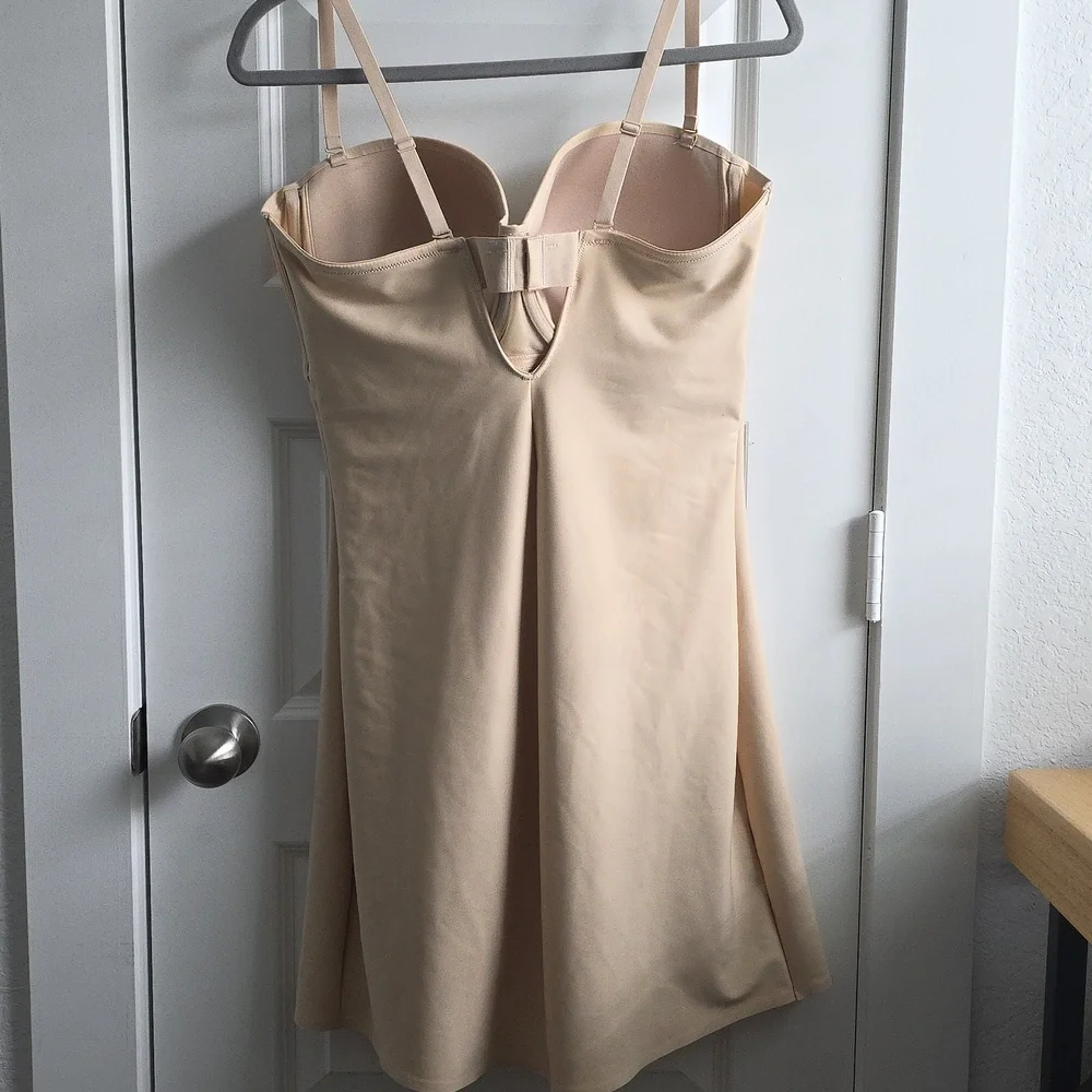 SKIMS Body Molded Underwire Slip Sand 3X #47 🦆